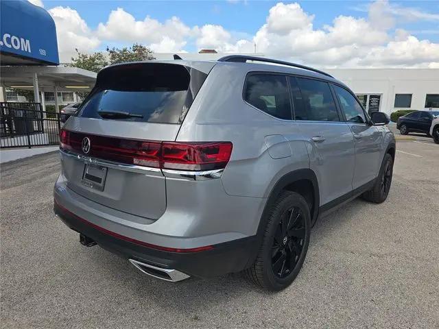 2026 Volkswagen Atlas SE with Technology