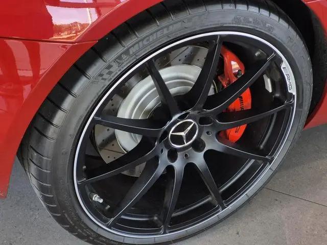 2012 Mercedes-Benz SLS AMG Standard