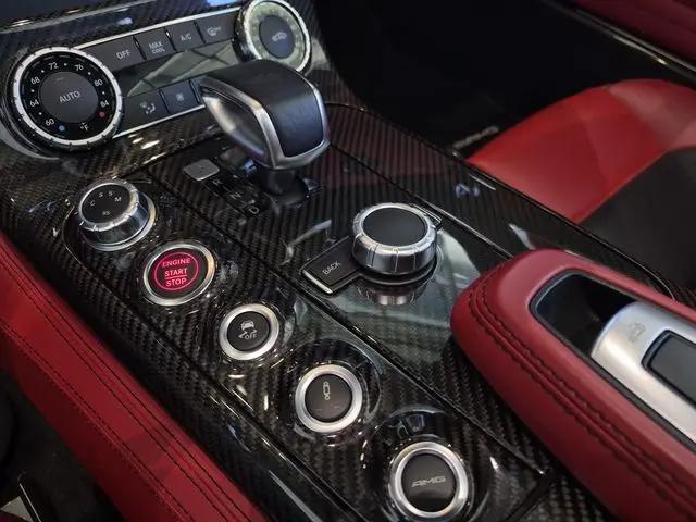 2012 Mercedes-Benz SLS AMG Standard
