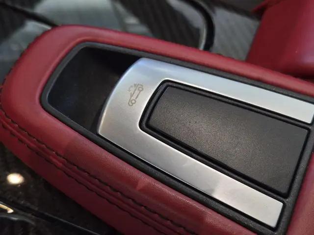 2012 Mercedes-Benz SLS AMG Standard