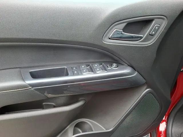 2021 GMC Canyon 4WD Crew Cab Short Box AT4 - Leather