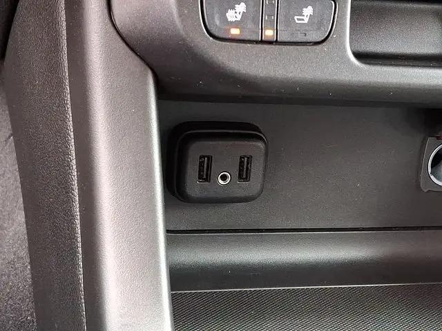 2021 GMC Canyon 4WD Crew Cab Short Box AT4 - Leather