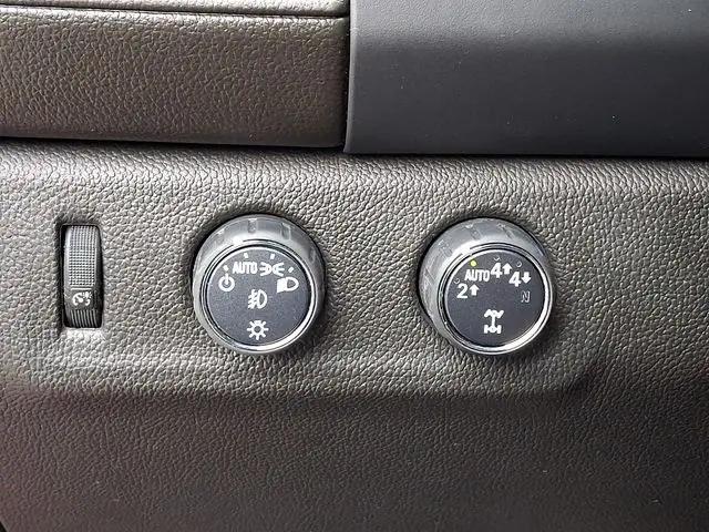 2021 GMC Canyon 4WD Crew Cab Short Box AT4 - Leather