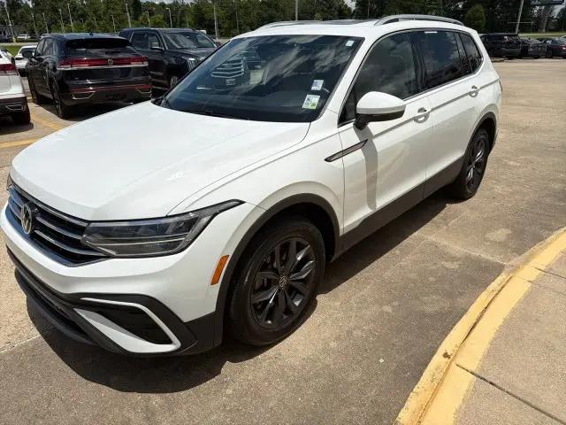 2024 Volkswagen Tiguan 2.0T SE