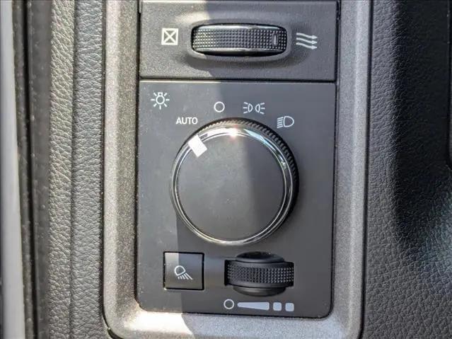 2022 Ram 1500 Classic Tradesman Quad Cab 4x2 6'4" Box