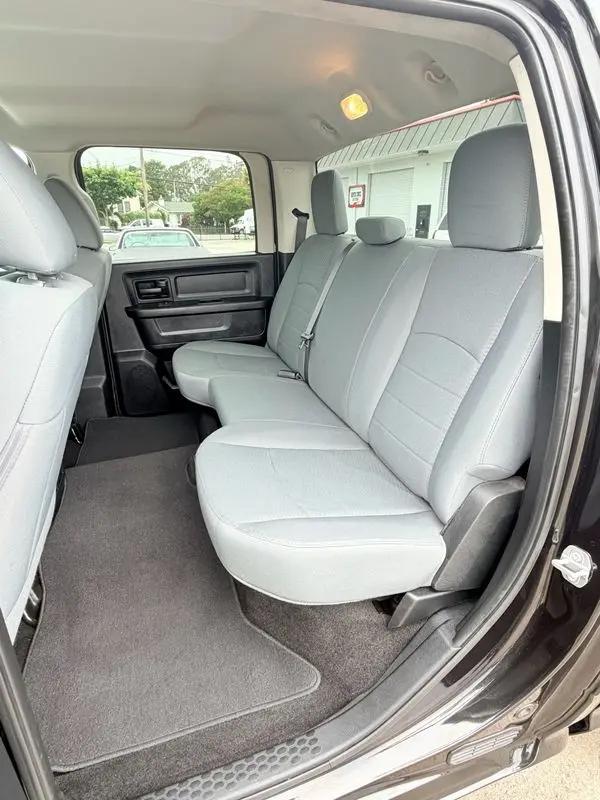 2017 Ram 1500 Express Crew Cab 4x2 5'7" Box