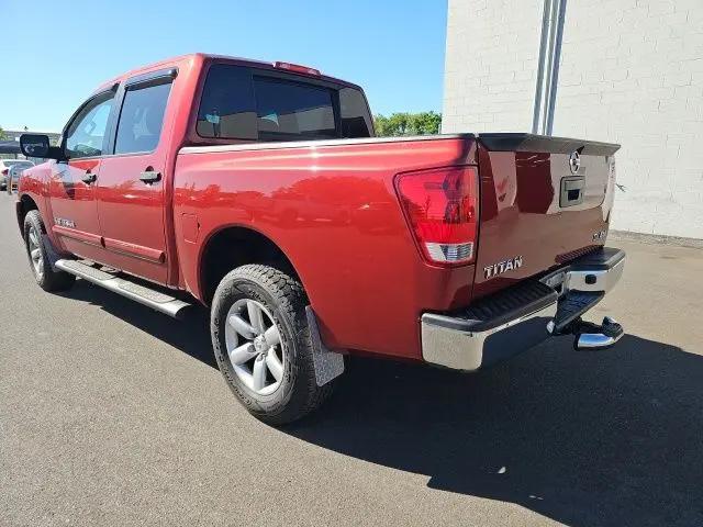2013 Nissan Titan SV