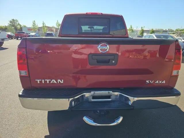2013 Nissan Titan SV
