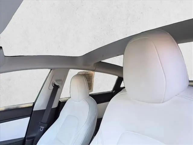 2021 Tesla Model 3 Standard Range Plus Rear-Wheel Drive