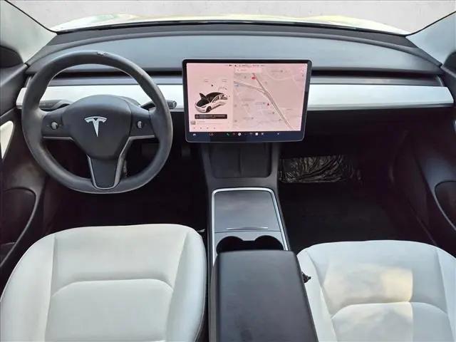 2021 Tesla Model 3 Standard Range Plus Rear-Wheel Drive