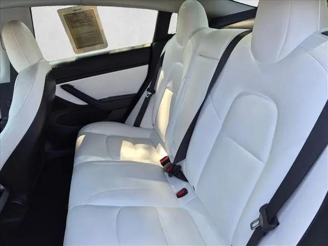 2021 Tesla Model 3 Standard Range Plus Rear-Wheel Drive
