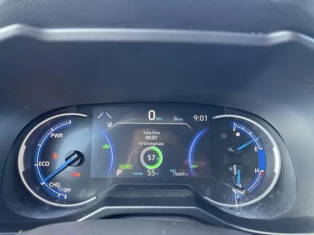 2025 Toyota RAV4 Hybrid XLE