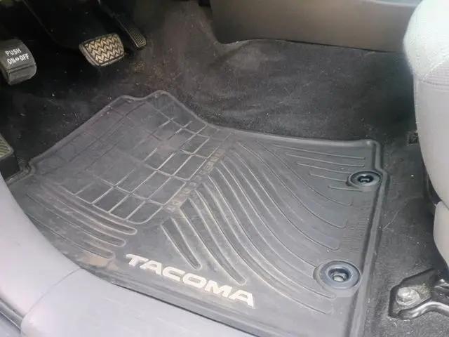 2015 Toyota Tacoma PreRunner V6