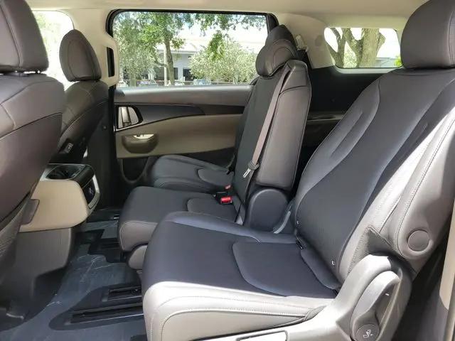 2026 Kia Carnival MPV LXS