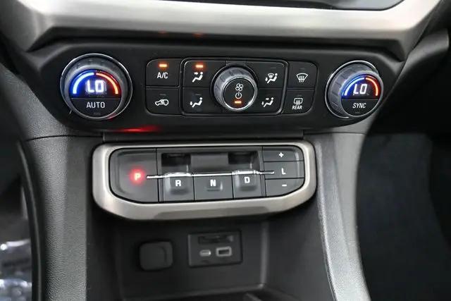 2023 GMC Acadia AWD Denali