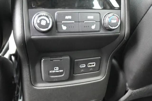 2023 GMC Acadia AWD Denali