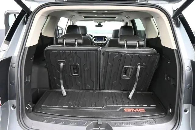 2023 GMC Acadia AWD Denali