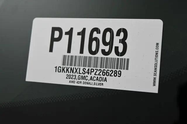 2023 GMC Acadia AWD Denali