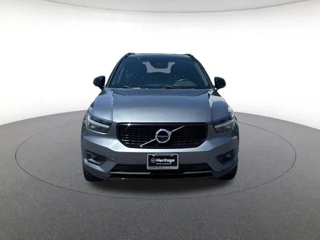 2019 Volvo XC40 T5 R-Design