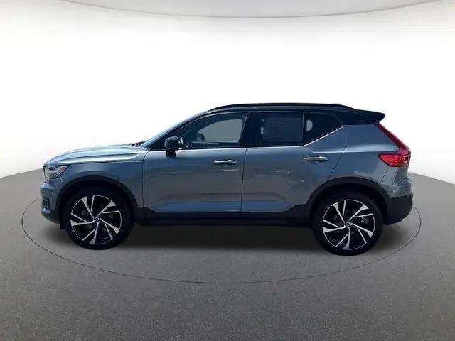 2019 Volvo XC40 T5 R-Design