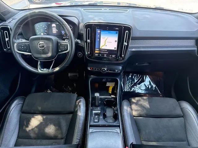 2019 Volvo XC40 T5 R-Design