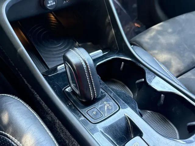 2019 Volvo XC40 T5 R-Design