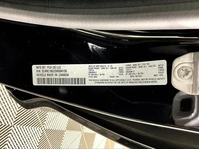 2025 Chrysler Pacifica Select