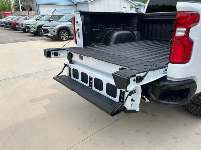 2026 Chevrolet Silverado 1500 4WD Crew Cab Short Bed LT Trail Boss