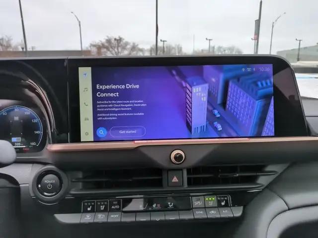 2026 Toyota Crown Platinum