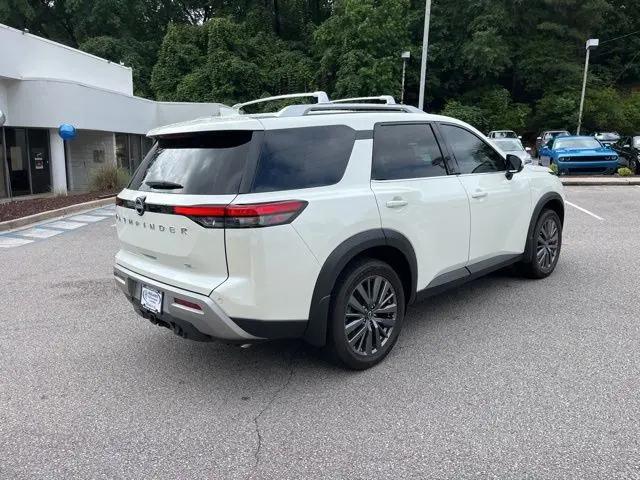 2023 Nissan Pathfinder SL FWD