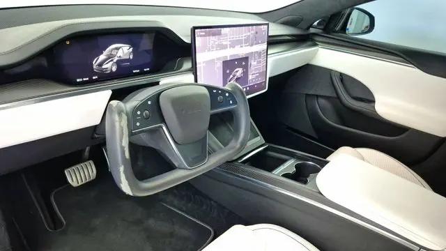 2022 Tesla Model S Plaid Tri Motor All-Wheel Drive