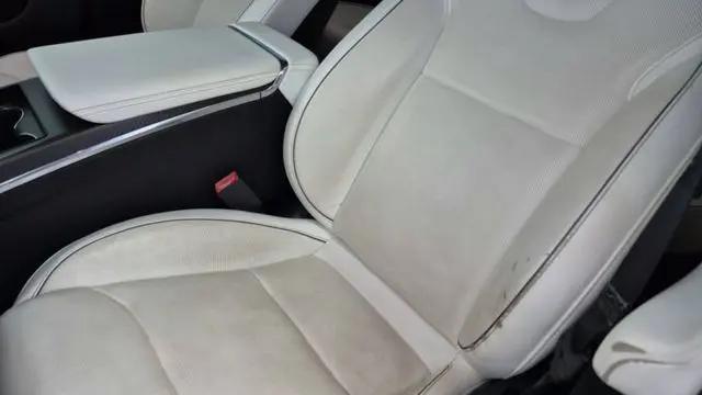 2022 Tesla Model S Plaid Tri Motor All-Wheel Drive