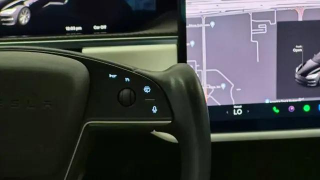 2022 Tesla Model S Plaid Tri Motor All-Wheel Drive