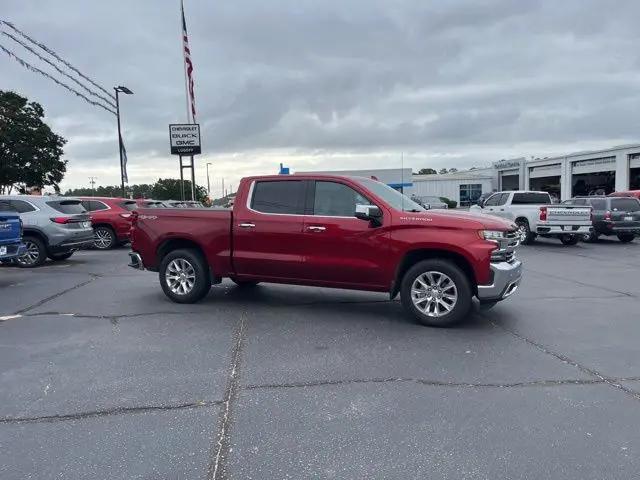 2022 Chevrolet Silverado 1500 4WD Crew Cab Short Bed LTZ