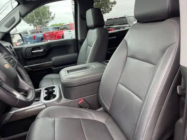 2022 Chevrolet Silverado 1500 4WD Crew Cab Short Bed LTZ