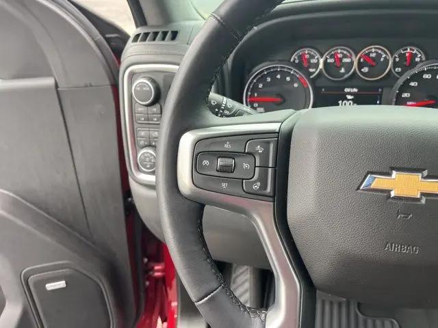 2022 Chevrolet Silverado 1500 4WD Crew Cab Short Bed LTZ