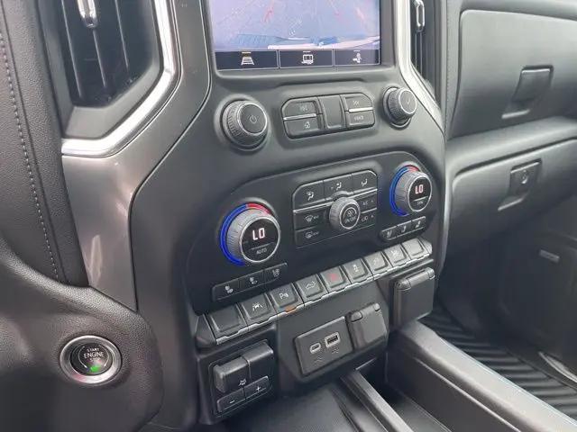 2022 Chevrolet Silverado 1500 4WD Crew Cab Short Bed LTZ