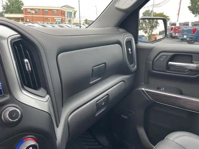 2022 Chevrolet Silverado 1500 4WD Crew Cab Short Bed LTZ
