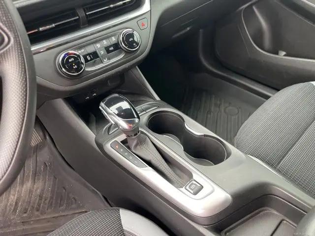 2024 Buick NV Preferred FWD