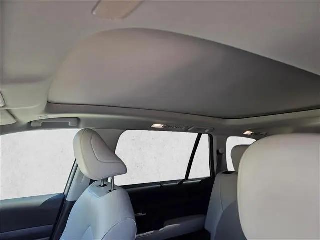 2025 Toyota Grand Highlander Hybrid XLE
