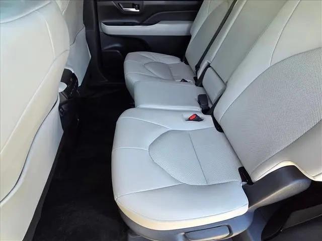 2025 Toyota Grand Highlander Hybrid XLE