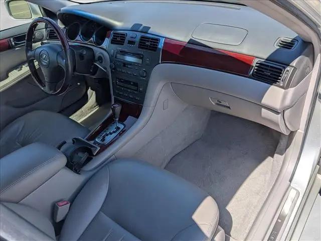 2002 Lexus ES 300 ES 300