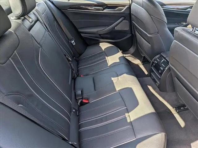2022 BMW M5 i xDrive