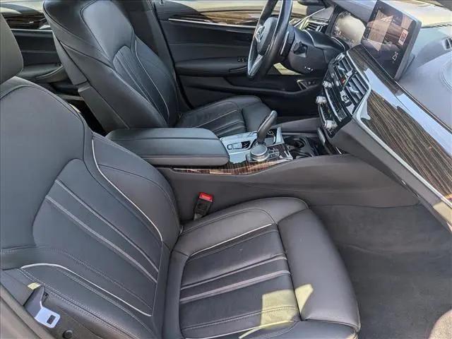2022 BMW M5 i xDrive