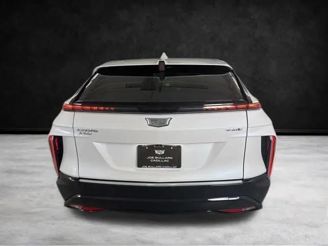 2024 Cadillac iQ Luxury w/1SC