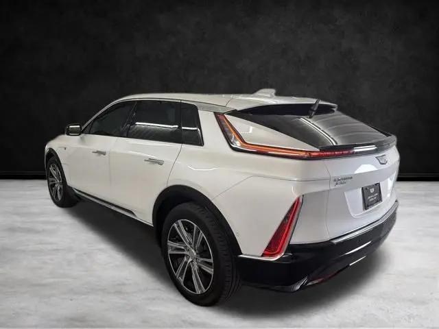 2024 Cadillac iQ Luxury w/1SC