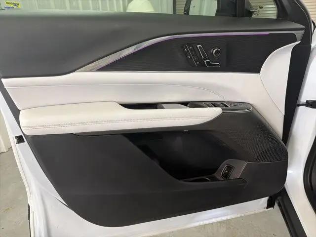 2024 Cadillac iQ Luxury w/1SC