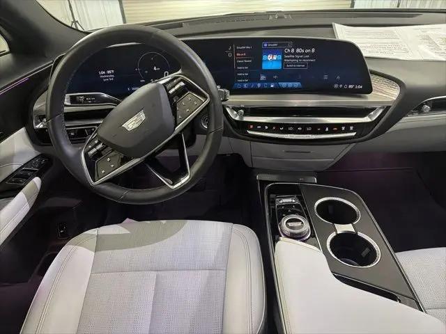 2024 Cadillac iQ Luxury w/1SC
