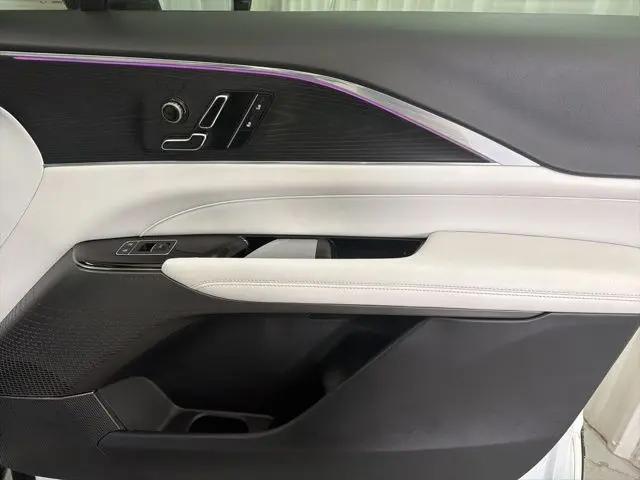 2024 Cadillac iQ Luxury w/1SC
