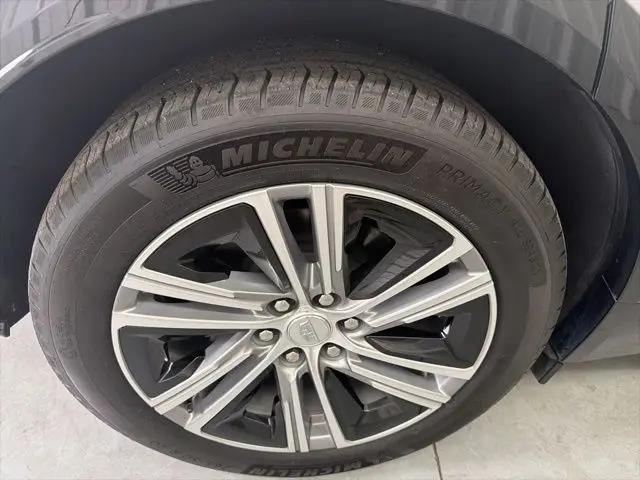 2024 Cadillac iQ Luxury w/1SC